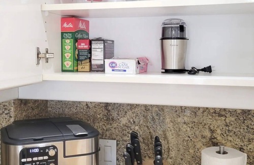 Pacific Terrace Condo | Harbor Club Luxury Condo in the Gaslamp District of downtown San Diego