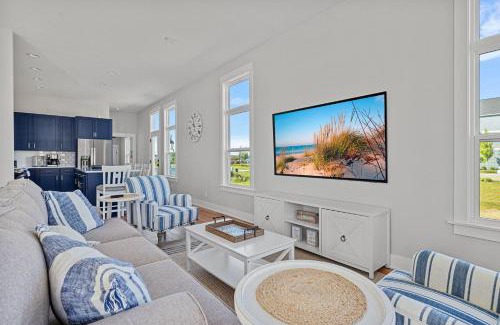 Saint Joseph House | Harbor Shores Hideaway