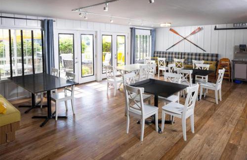 Manitowoc Hotel | Harbor Town Inn, BW Signature Collection
