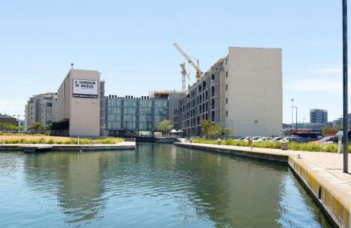 Victoria and Alfred Waterfront Apartment | Harbour Bridge Apartments