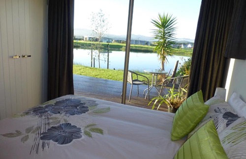 Matarangi Bed & Breakfast | Harbour Drive B&B