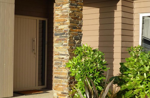 Matarangi Bed & Breakfast | Harbour Drive B&B
