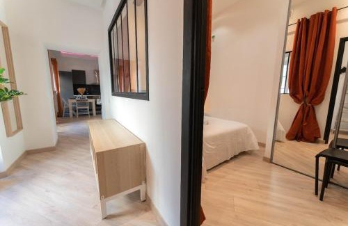 Liberation Apartment | Harbour Pearl - AC & Breakfast - 3min Walk to Tram