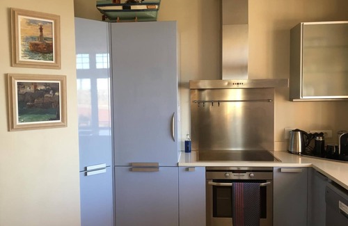 Kalk Bay Hotel | Harbour Place