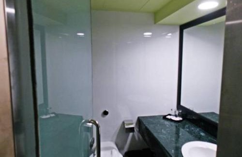 Kuching Hotel | Harbour View Hotel
