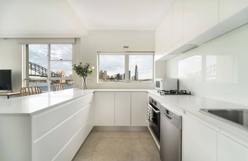 McMahons Point Apartment | Harbourside #49 Summa
