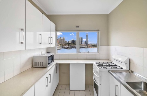 McMahons Point Apartment | HARBOURSIDE 82, PENTHOUSE LEVEL, BEST SYDNEY HARBOUR VIEWS