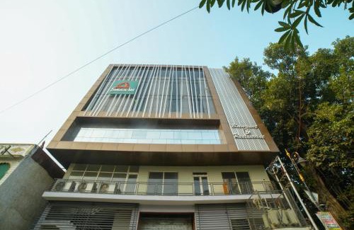 Sigra Hotel | Hari Vilaas Enclave