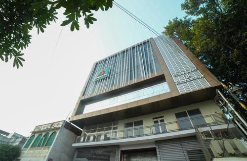 Sigra Hotel | Hari Vilaas Enclave