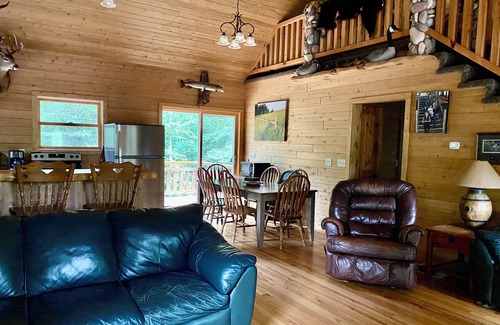 Grand Marais Cottage | Harju Rd Cottage In Family-Friendly Grand Marais, MI For Year Round Getaway!
