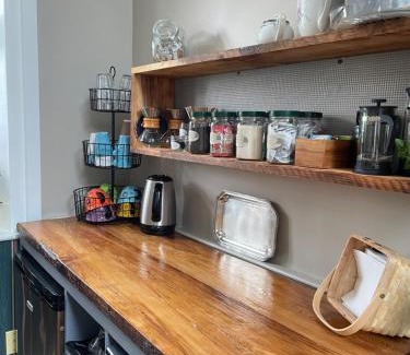 Rideau Lakes Bed & Breakfast | Harlem Stonegate B&B