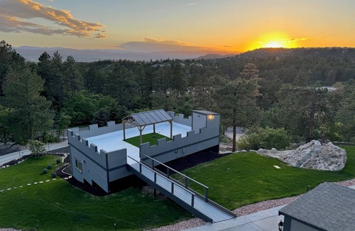 Castle Rock Condo | Harmony 2BR/2BA - Upscale Castle, Forest, Accessible