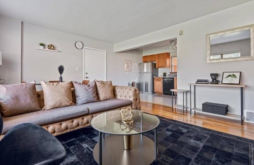 Westmont Apartment | Harmony Haven - 2 Parking Spaces!, Sleeps 4!