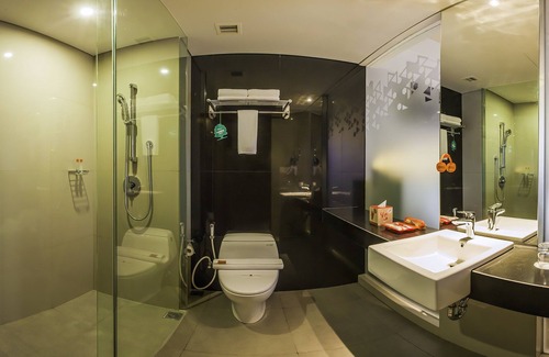 Drupadi Hotel | HARRIS Hotel Seminyak Bali