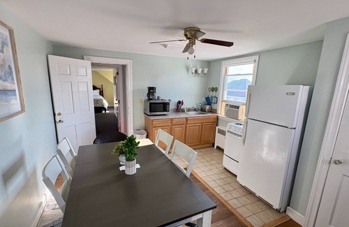 Hampton Hotel | Harris Sea Ranch Motel