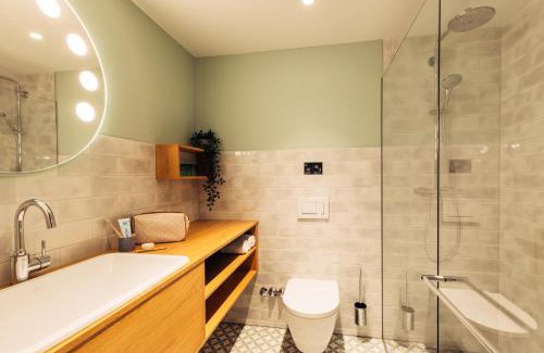 Lienz Hotel | harry's home Lienz hotel & apartments