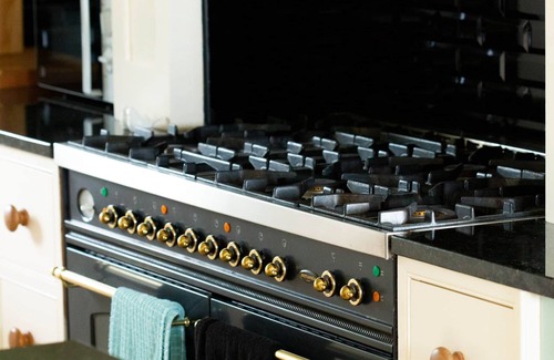 Hoylandswaine Cottage | Hartcliffe Retreat - Relaxing Holiday Cottage on the Edge of Peak District