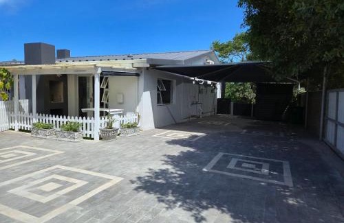 Hartenbos Apartment | Hartenbos Breakaway - LightHouse Cottage