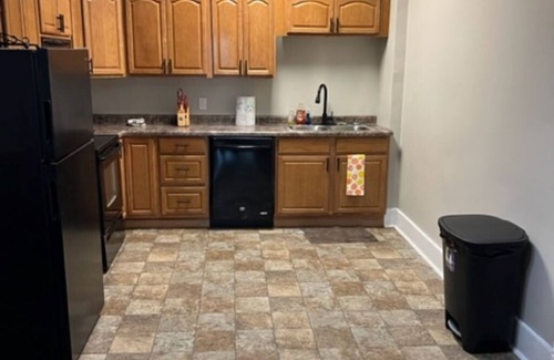 Centerville Apartment | Harv's Uptown Retreat on World's Largest Square