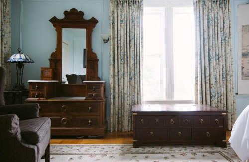 Piety Corner House | Harvard House-The Gathering Place