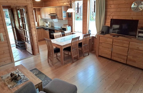Rotacker Apartment | HAS-53 Log cabin, 5 pers., 65sqm - Naturerlebnisdorf Blauvogel (5)