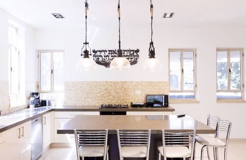 Hod HaSharon Villa | HaSharon Tranquil Villa by Sea N' Rent