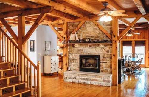 Peterson Cabin | Hatlevig Valley