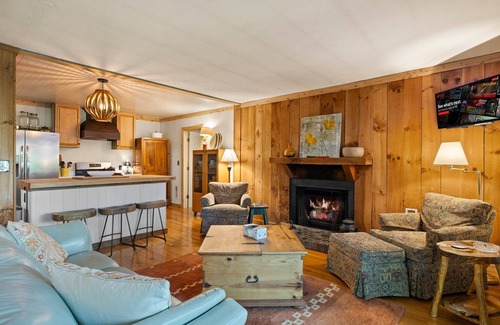 Wolf Laurel House | Hatley Pointe-Wolf Laurel Resorts-50 feet to Pisgah Natl Forest, Ski, Hike, Dine