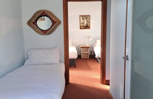 Bell Cabin | Hatter's Hideout Cave & Lodge, Breathtaking Sunrise, Sunset Views