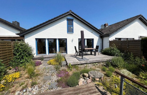 Innere Neustadt House | Haus an den Rettiner Wiesen - House at the Rettiner Wiesen, 3-room, terrace, 87m²