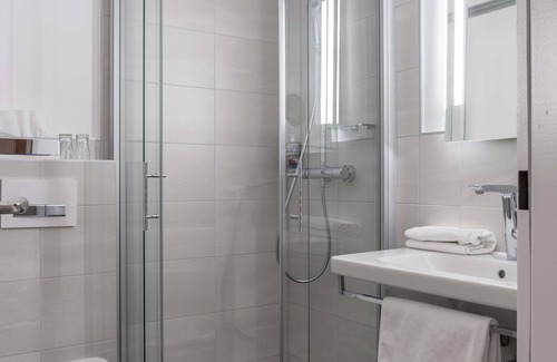 Moehnesee Hotel | Haus Delecke