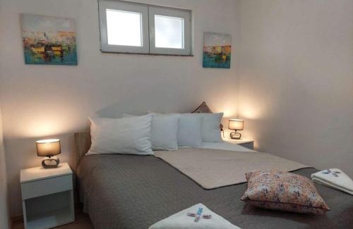 Seline Apartment | Haus Orchidee