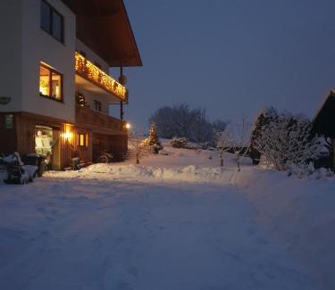 Obertraun Bed & Breakfast | Haus Salzkammergut