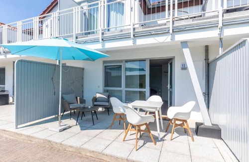 Niendorf Apartment | Haus Seeblick Wohnung 13 "Green Island