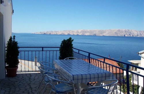 Senj Apartment | Haus Sojat - Large apartment with sea view
