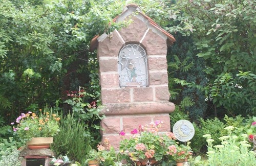 Pirmasens Apartment | Haus-Ursula (Hofstadt) - Apartment, shower and bath, toilet, non-smoking