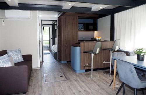 Obernzell Boat Rental | Hausboot bei Passau