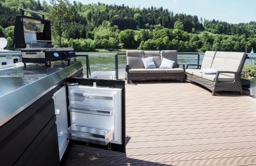 Obernzell Boat Rental | Hausboot bei Passau