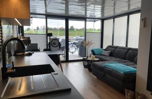 Braunsbedra Apartment | Hausboot Mit Sauna