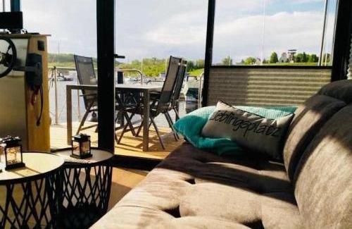 Braunsbedra Apartment | Hausboot Mit Sauna