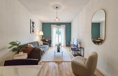 Bergerac Apartment | Haussmann - T3 - Centre - Terrasse & Parking