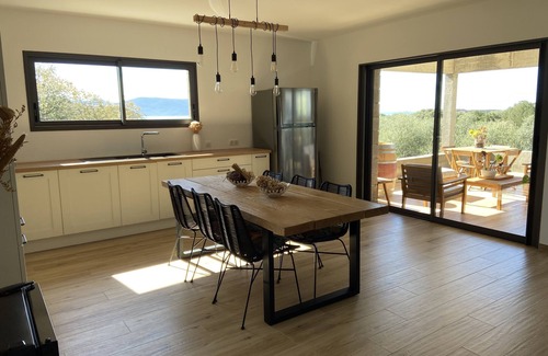 Porto Pollo Apartment | Haut de Villa, Calme, vue mer
