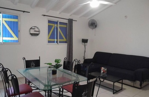 Lamentin House | Haut DE Villa Equipee, Tout Confort, Style Loft