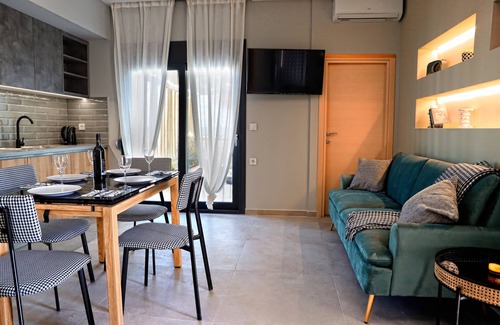 Malevizi Apartment | "Havana 3" pool - sea View Luxury Apartment