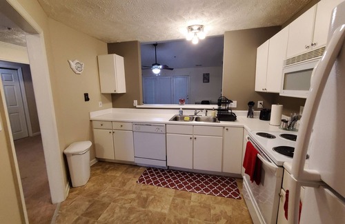 Fayetteville Condo | Haven Away From Home Ideal For Long Term Stays