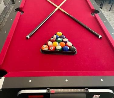 Oldham House | Haven Hideout 4 Bed With Sauna, Cinema & Gym