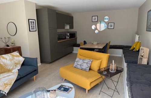 Les Camoins Apartment | Havre de douceur avec piscine et jardin