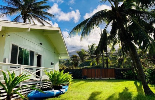 Punaluu Cottage | Hawaiian Beachfront House