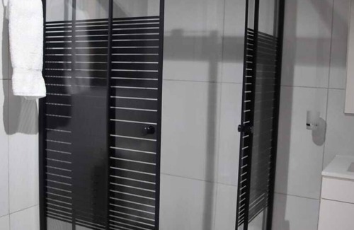 Braamfontein Hotel | Hayat Hotel 94Juta