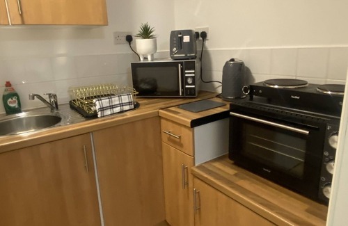 Huddersfield Apartment | Hayy Modern Studio Huddersfield